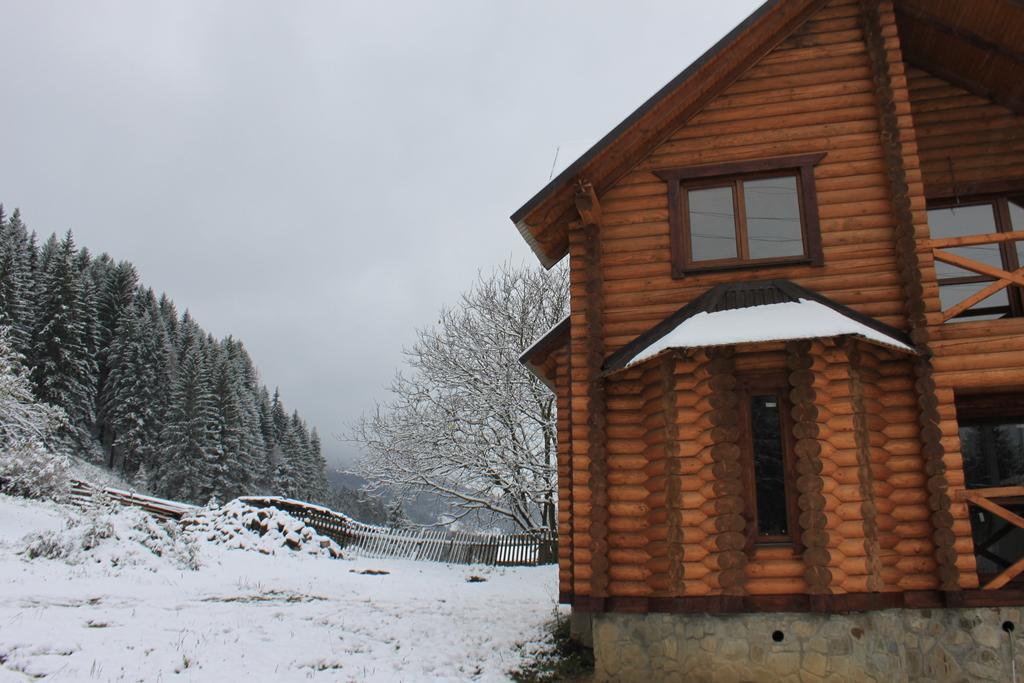 Sadyba Kazkove Dzherelo Verkhovyna Esterno foto
